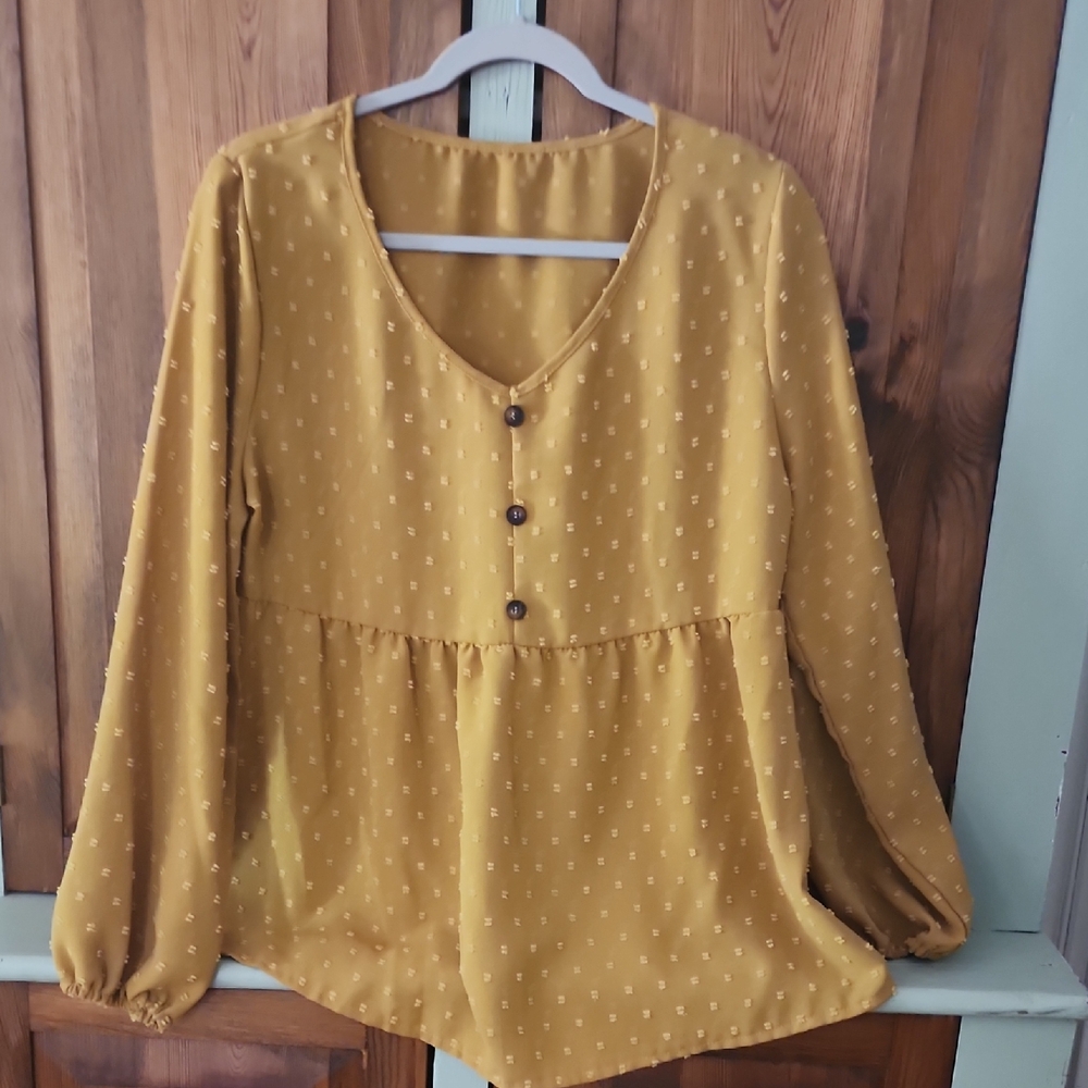 Women's Mustard Colored Top